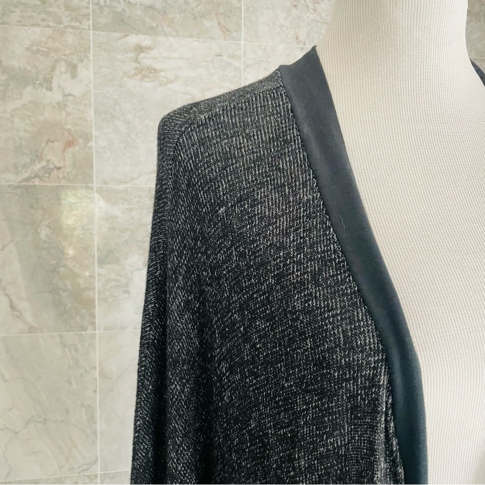 T Party Open Front Crochet Cardigan - Picture 3 of 7